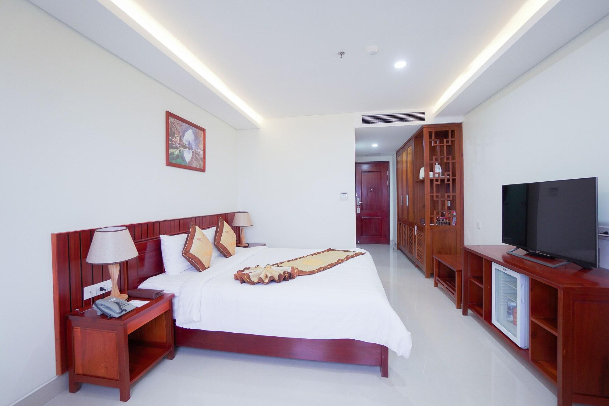 Vinh Hoang Hotel Dong Hoi Extérieur photo