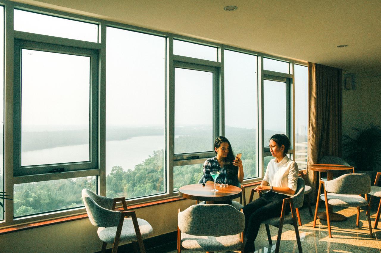 Vinh Hoang Hotel Dong Hoi Extérieur photo