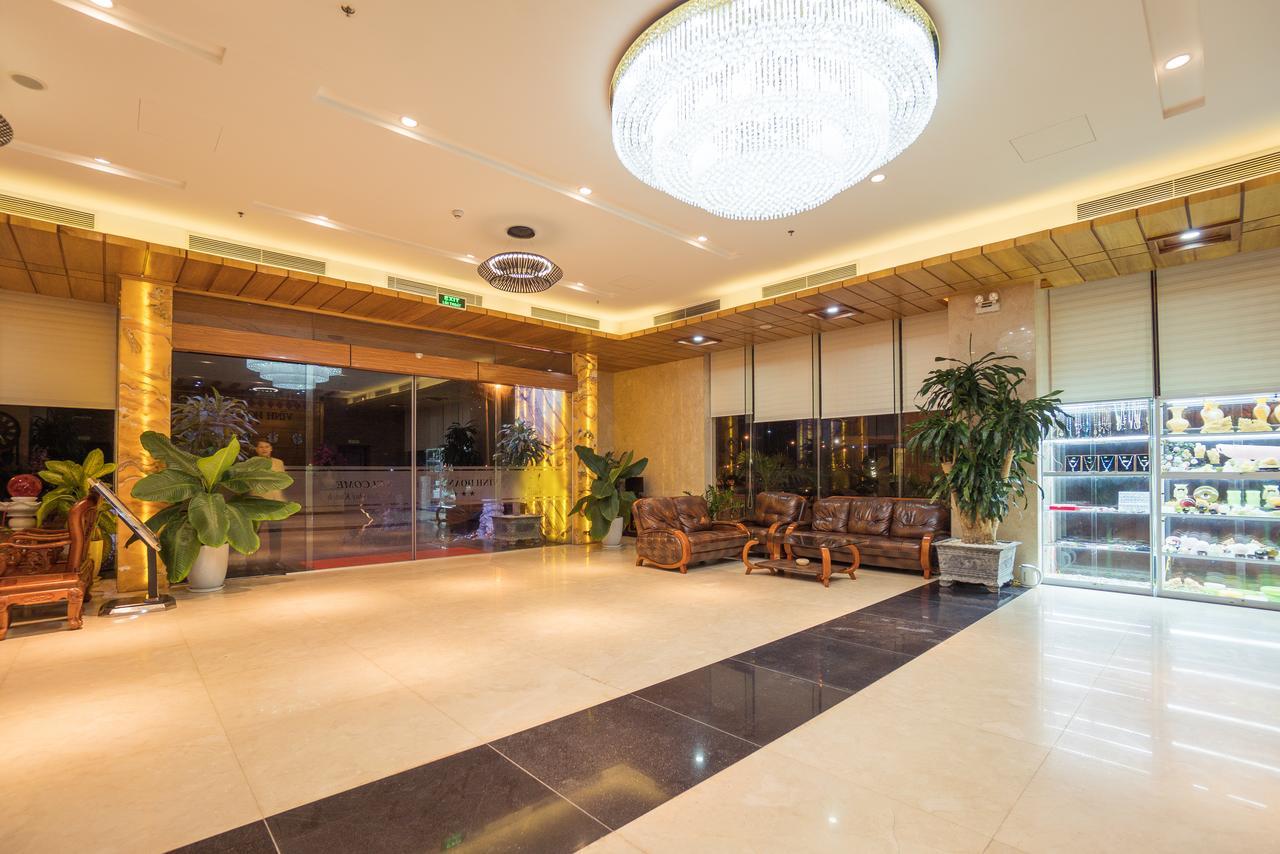 Vinh Hoang Hotel Dong Hoi Extérieur photo